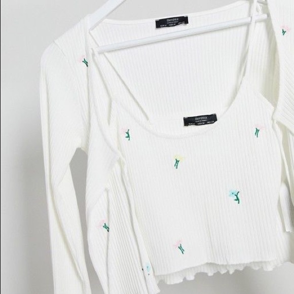 ASOS | Sweaters | Bershka Flower 